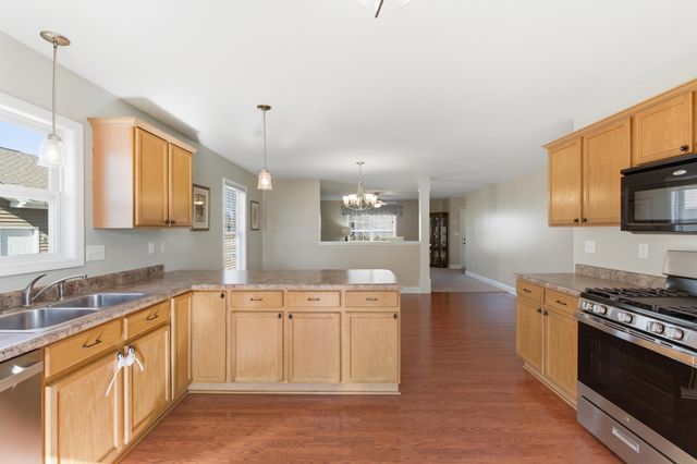 230 Grandale Drive, Valparaiso, IN 46385