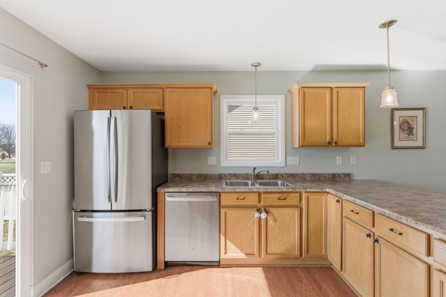 230 Grandale Drive, Valparaiso, IN 46385