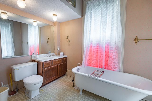 625 South Avenue, Springfield, MO 65806