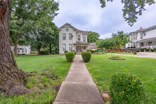 625 South Avenue, Springfield, MO 65806