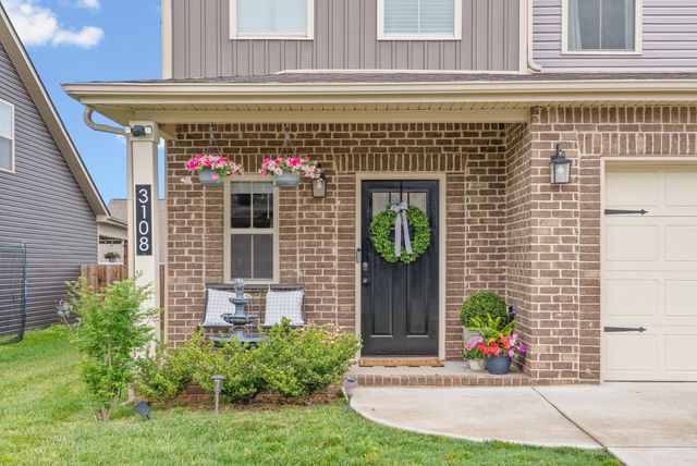 3108 Barnwell Dr, Clarksville, TN 37040