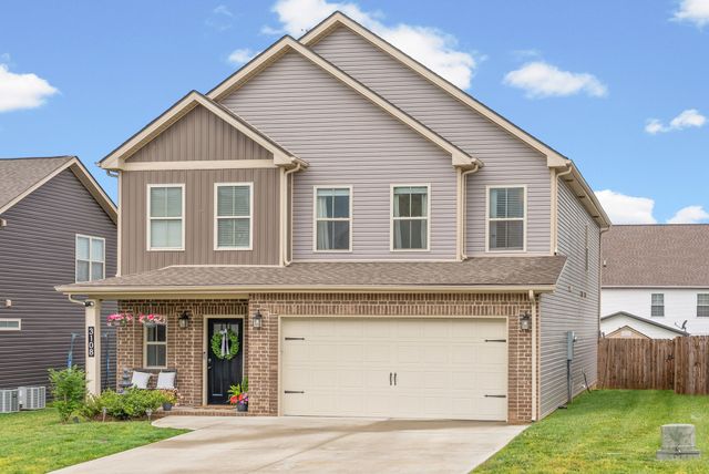 3108 Barnwell Dr, Clarksville, TN 37040