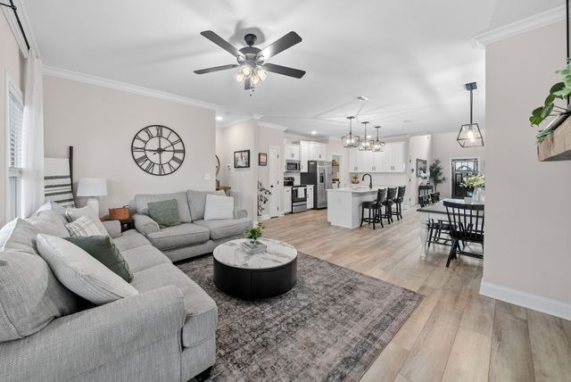 3108 Barnwell Dr, Clarksville, TN 37040