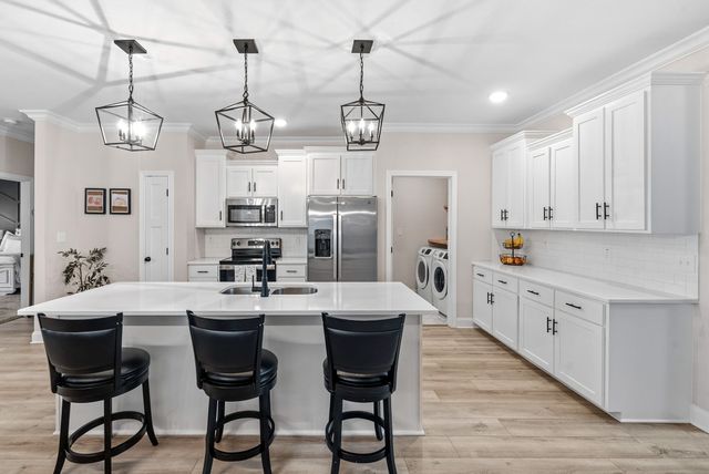 3108 Barnwell Dr, Clarksville, TN 37040