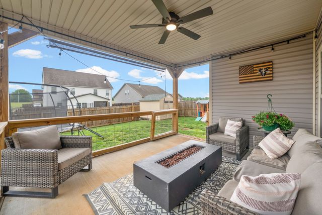 3108 Barnwell Dr, Clarksville, TN 37040
