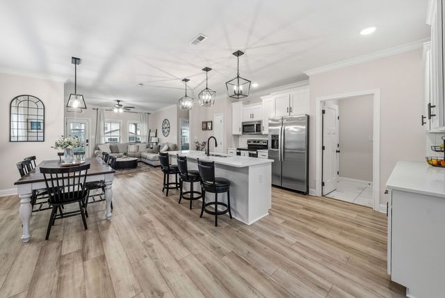 3108 Barnwell Dr, Clarksville, TN 37040