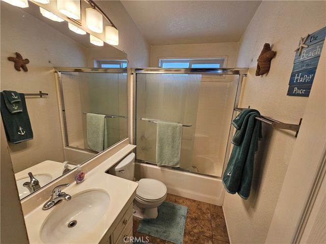 61 Malaga, Tustin, CA 92780