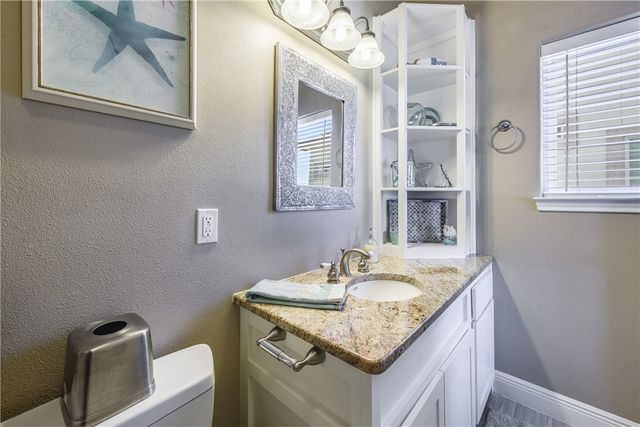 474 Bayside Dr, Port Aransas, TX 78373