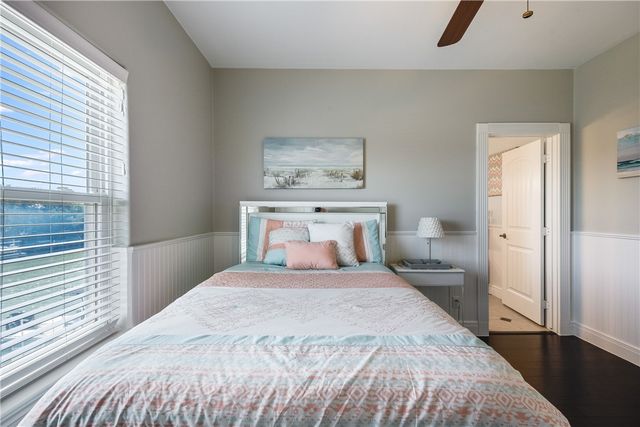 474 Bayside Dr, Port Aransas, TX 78373