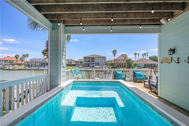 474 Bayside Dr, Port Aransas, TX 78373