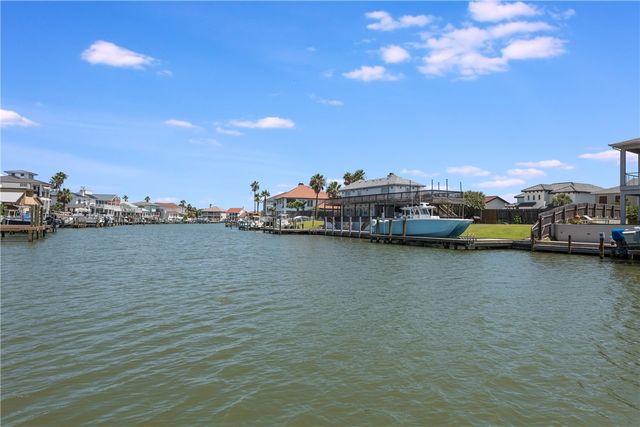 474 Bayside Dr, Port Aransas, TX 78373