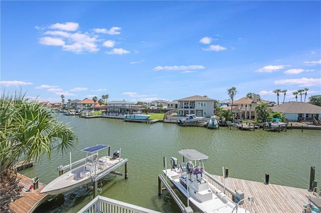 474 Bayside Dr, Port Aransas, TX 78373