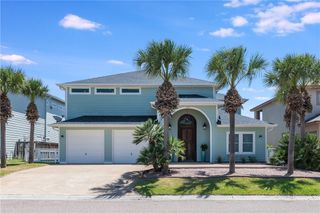 474 Bayside Dr, Port Aransas, TX 78373