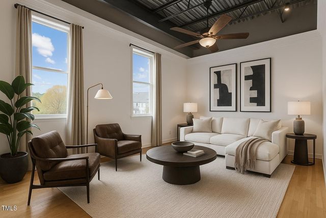 700 Market Street 214, Chapel Hill, NC 27516
