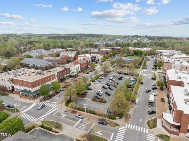 700 Market Street 214, Chapel Hill, NC 27516