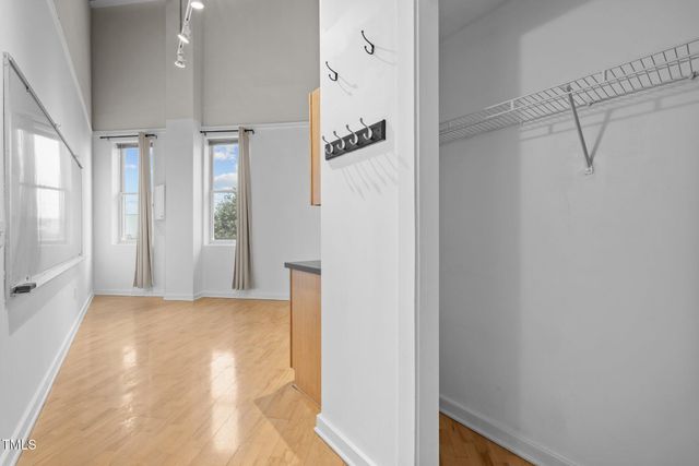 700 Market Street 214, Chapel Hill, NC 27516