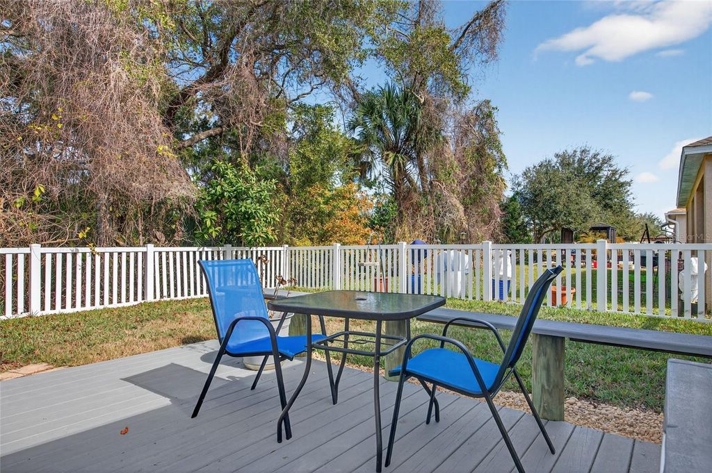 Image 27 of property listing at 113 FISHERMANS COVE DRIVE, Edgewater, FL 32141