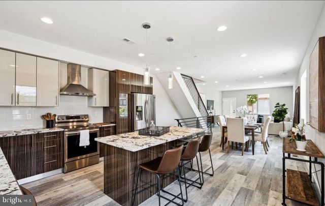 2620 EMERALD ST, Philadelphia, PA 19125