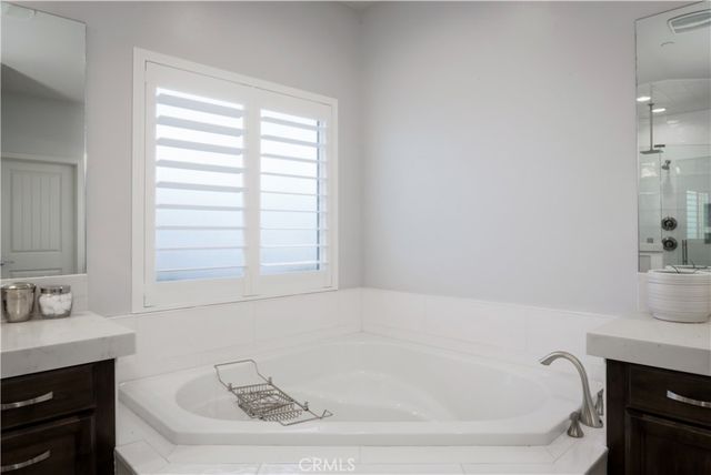 16610 Northfield Way, Bakersfield, CA 93314