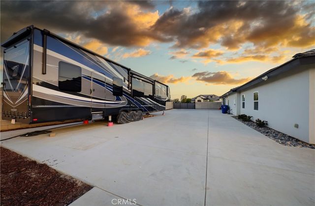 16610 Northfield Way, Bakersfield, CA 93314