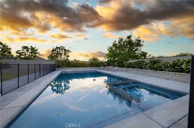 16610 Northfield Way, Bakersfield, CA 93314