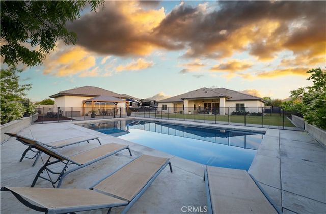 16610 Northfield Way, Bakersfield, CA 93314