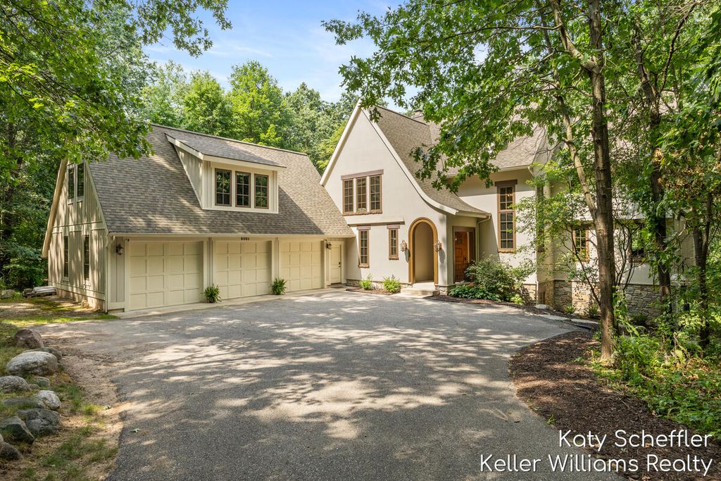 6065 W Back Forty Drive Ne, Cannon Twp, MI 49306