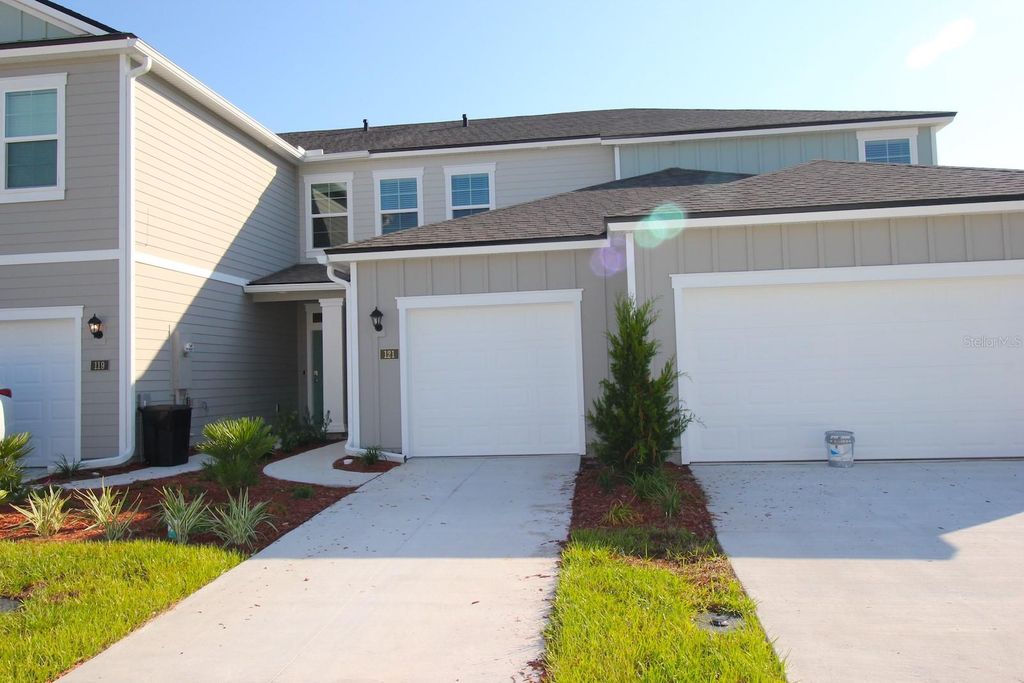 121 REDBUD ROAD, Palm Coast, FL 32137