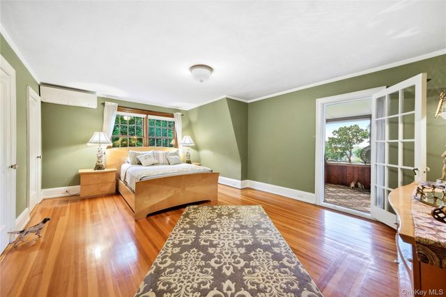 25161 Gaskell Road, Little Neck, NY 11362
