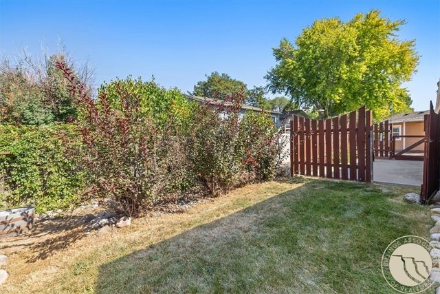 3831 Yorkshire Ct N, Billings, MT 59101