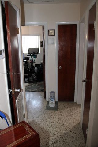 1022 NW 22nd Place, Miami, FL 33125