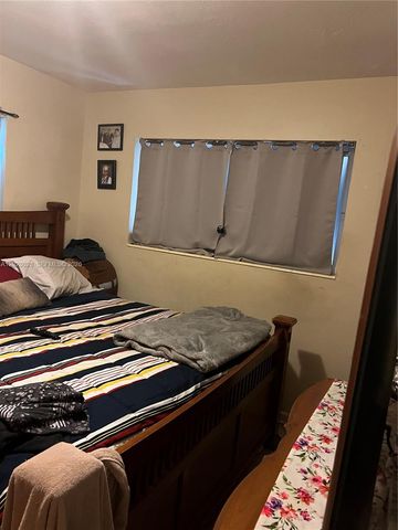 1022 NW 22nd Place, Miami, FL 33125