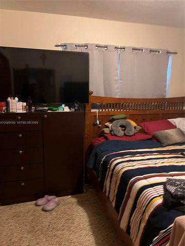 1022 NW 22nd Place, Miami, FL 33125
