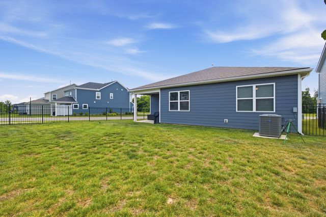 1208 Linn Cove Ct, Gallatin, TN 37066