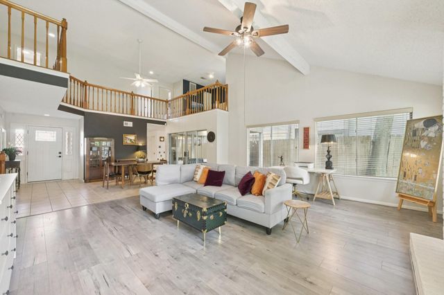 3218 Knoll West Drive, Houston, TX 77082