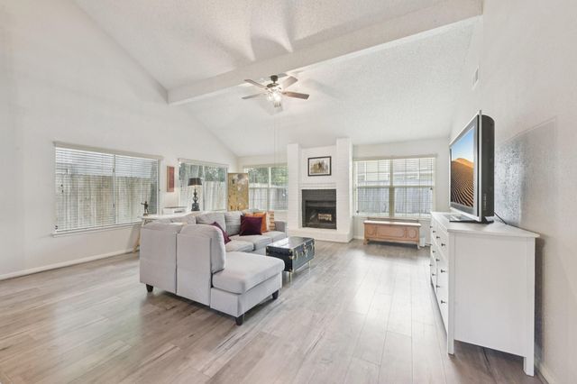 3218 Knoll West Drive, Houston, TX 77082