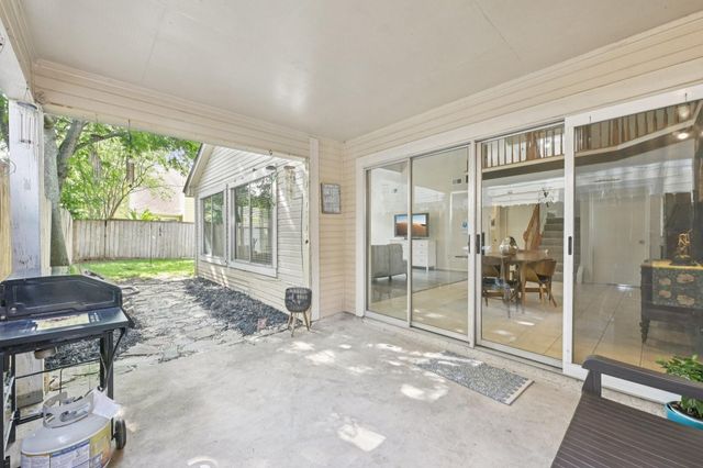 3218 Knoll West Drive, Houston, TX 77082