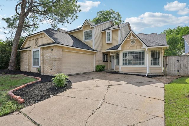 3218 Knoll West Drive, Houston, TX 77082