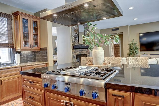 6781 E Boscana Court, Orange, CA 92867