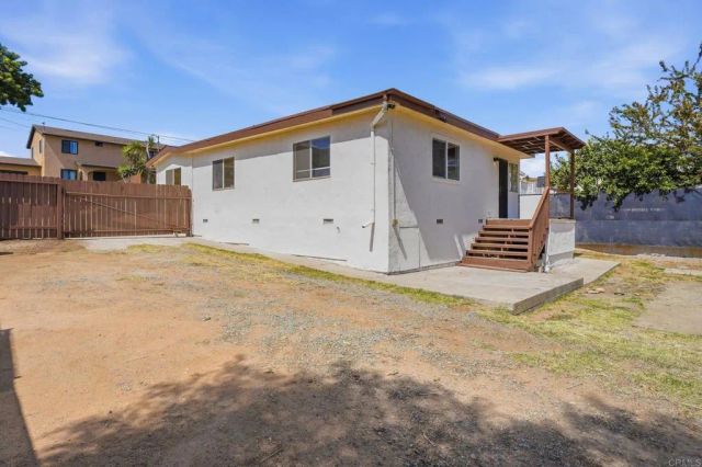 2905 Ridgeway Drive, National City, CA 91950