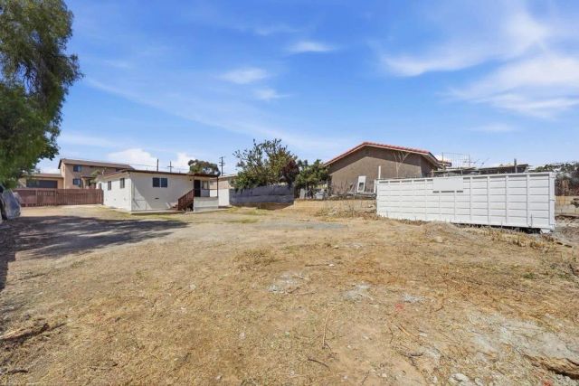 2905 Ridgeway Drive, National City, CA 91950