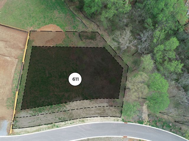 8413 Six String Dr, College Grove, TN 37046