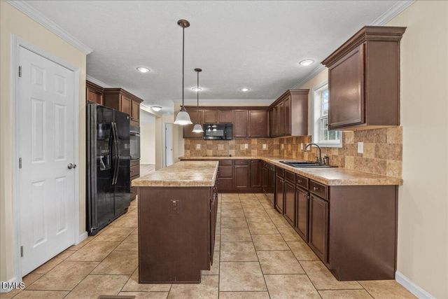 864 Cori Court, Nashville, NC 27856