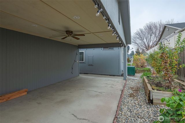 1705 Twins Peaks Drive, Wenatchee, WA 98801