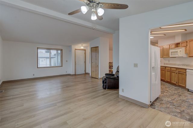 1705 Twins Peaks Drive, Wenatchee, WA 98801