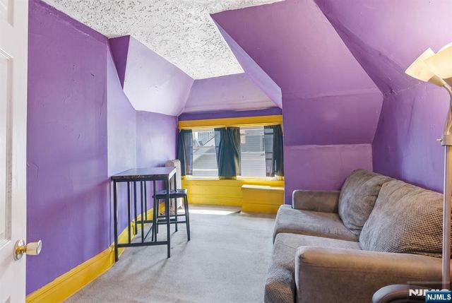 90 Renner Avenue, Newark, NJ 07112