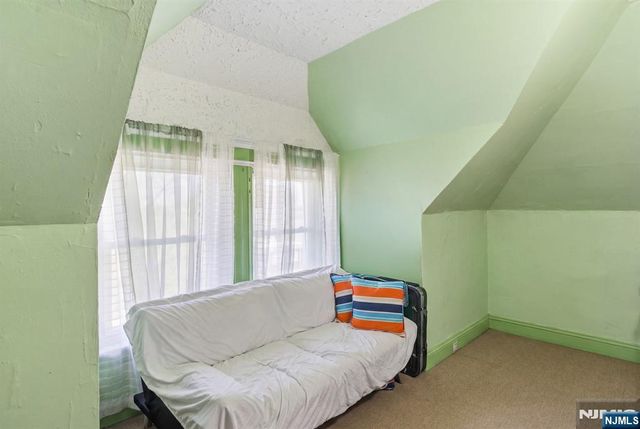 90 Renner Avenue, Newark, NJ 07112