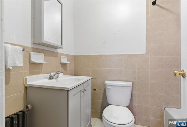 90 Renner Avenue, Newark, NJ 07112