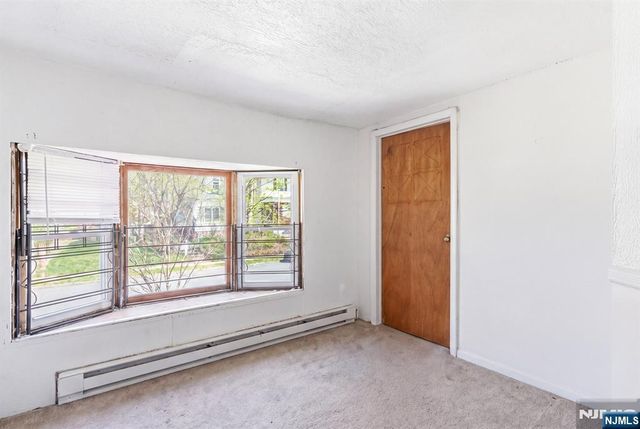 90 Renner Avenue, Newark, NJ 07112