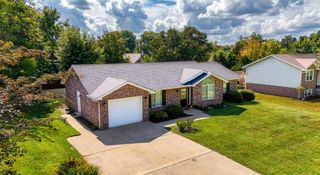 1113 Tara Way, Lawrenceburg, KY 40342